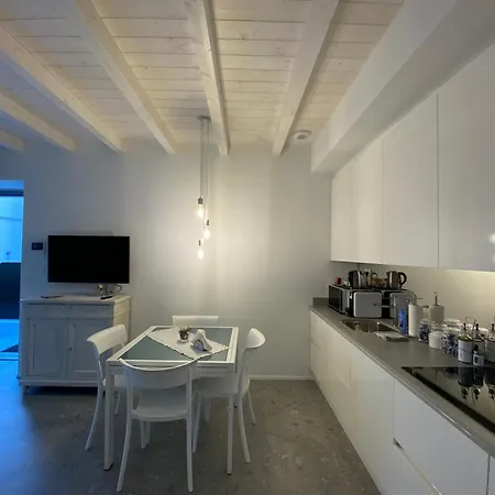 La Casa Di Gio: Piccolo Gioiello In Centro Apartamento Como