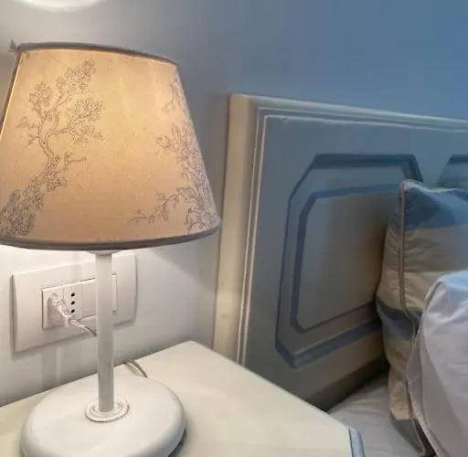 La Casa Di Gio: Piccolo Gioiello In Centro * Como